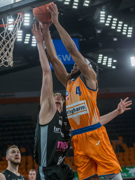 样是隐形杀 样是隐形杀