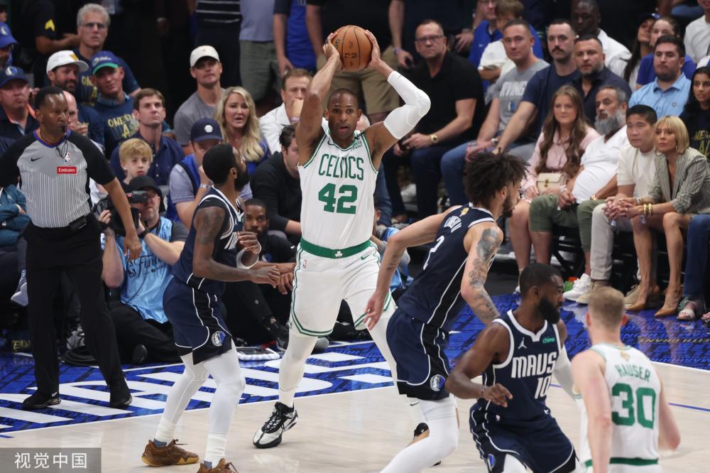 李刚仁在英 李刚仁在英