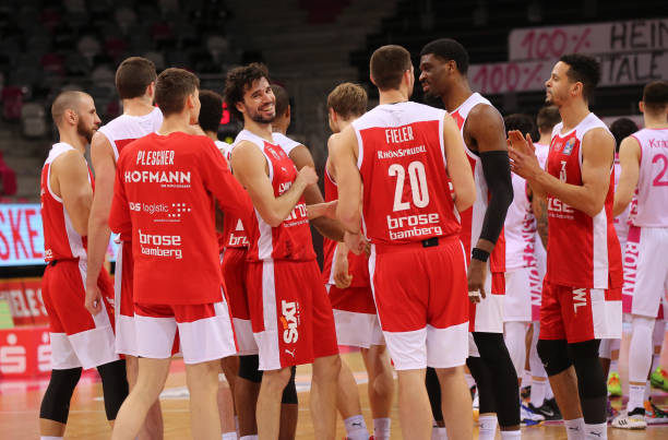 以身作则 以身作则